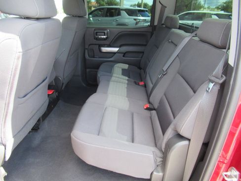 Used 2018 Chevrolet Silverado 1500 LT w/ All Star Edition RWD image 35
