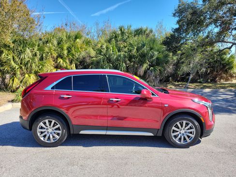 Used 2019 Cadillac XT4 Premium Luxury w/ Driver Awareness Package image 3