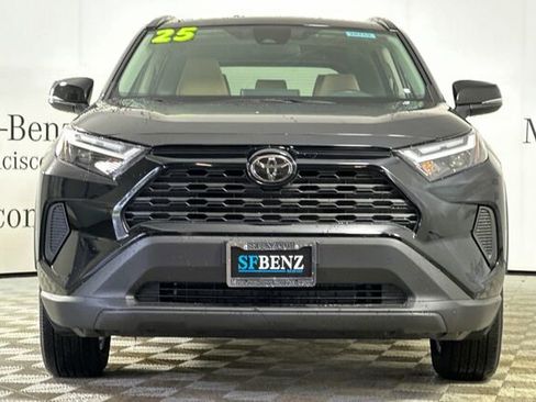 Used 2025 Toyota RAV4 XLE image 9