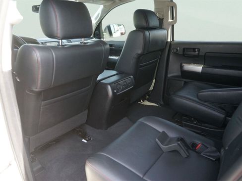 Used 2020 Toyota Sequoia TRD Pro AWD/4WD image 12