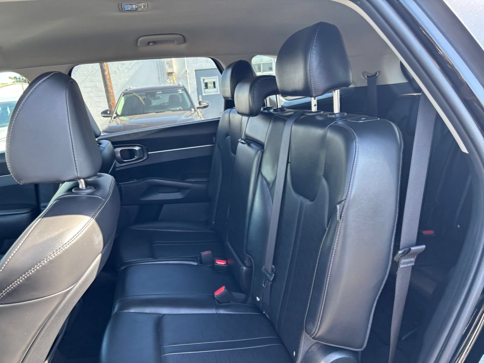 Used 2024 Kia Sorento S AWD/4WD image 26
