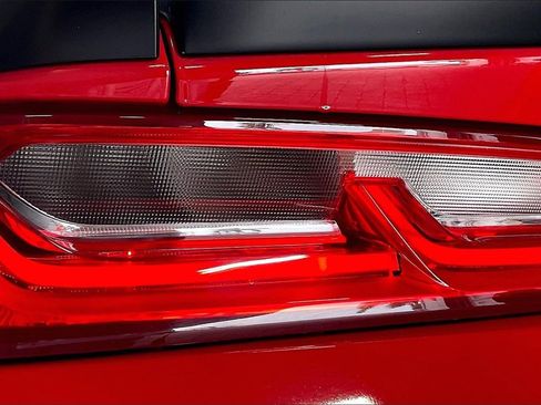 Used 2018 Chevrolet Camaro LT image 17