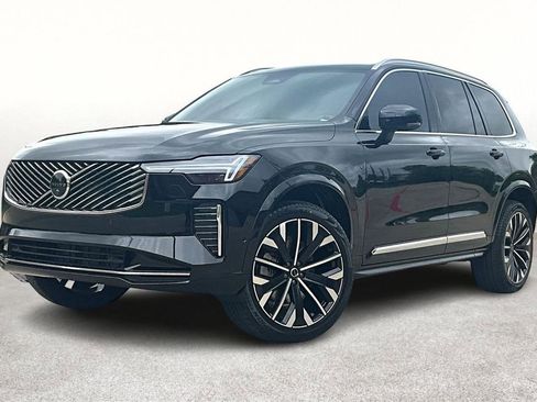 New 2026 Volvo XC90 B5 Plus AWD/4WD image 2