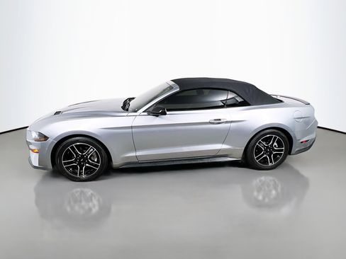 Used 2023 Ford Mustang Premium image 9