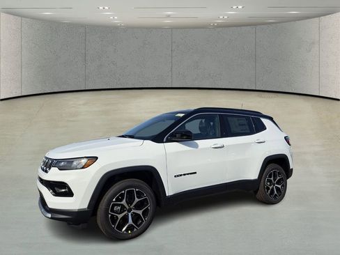New 2026 Jeep Compass Limited image 9