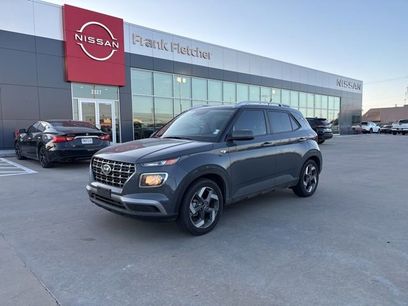 Used 2025 Hyundai Venue SEL