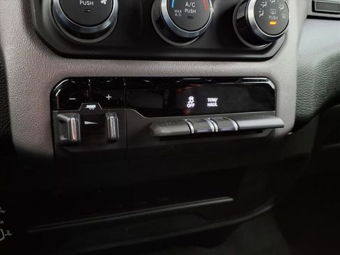 Used 2024 RAM 2500 Big Horn w/ Bed Utility Group image 12