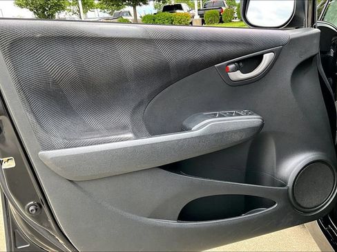 Used 2010 Honda Fit Sport image 14