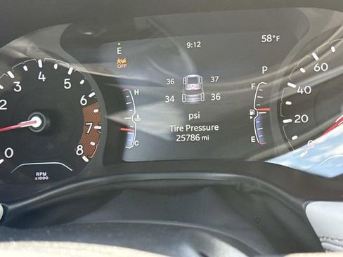 Used 2024 Jeep Compass Limited AWD/4WD image 18
