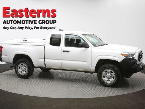 Used 2021 Toyota Tacoma SR RWD image 46