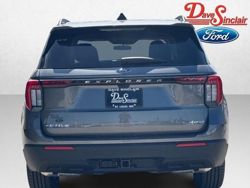 New 2026 Ford Explorer Active image 8