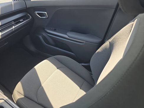 New 2026 Kia K4 FWD image 15