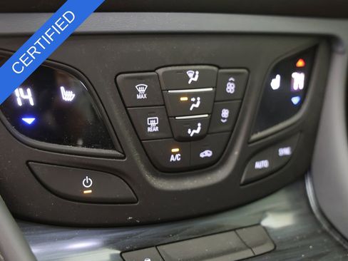Certified 2020 Buick Envision Essence image 4