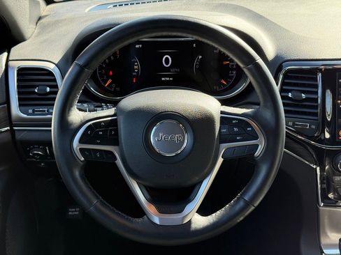 Used 2019 Jeep Grand Cherokee Limited image 20
