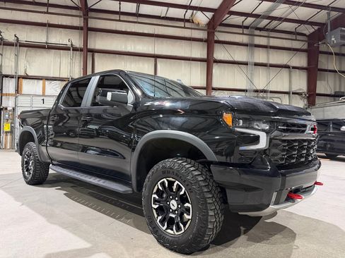 Used 2024 Chevrolet Silverado 1500 ZR2 AWD/4WD image 1