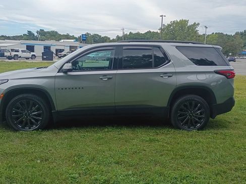Used 2023 Chevrolet Traverse RS w/ LPO, Cargo Package AWD/4WD image 4