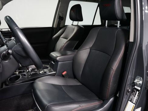 Used 2024 Toyota 4Runner TRD Off-Road Premium w/ Moonroof Package image 6