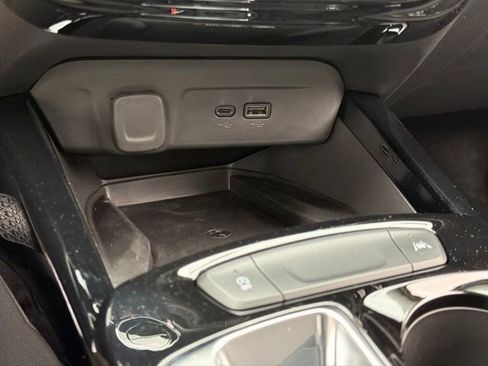 New 2026 Chevrolet Trax ACTIV w/ Sunroof Package FWD image 27