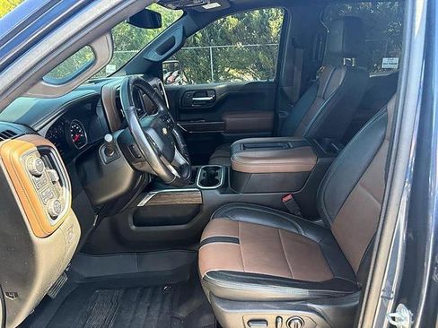 Used 2022 Chevrolet Silverado 1500 High Country image 22