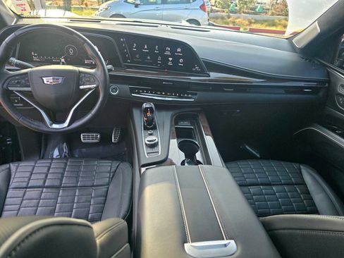 Used 2022 Cadillac Escalade Sport Platinum w/ Heavy-Duty Trailer Package image 24