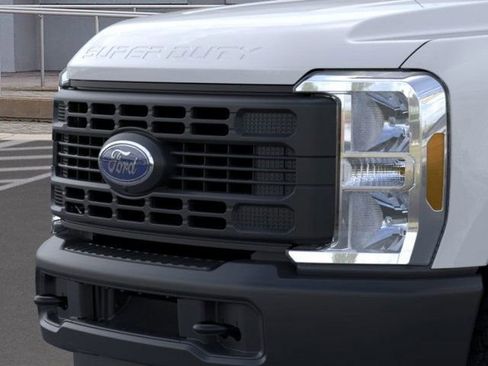 New 2025 Ford F250 XLT w/ 360-Degree Camera Package image 17