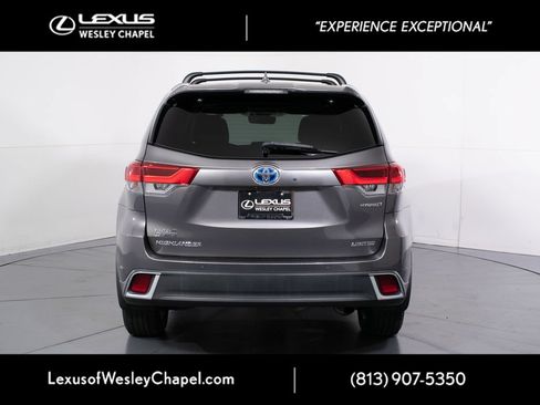Used 2018 Toyota Highlander Limited AWD/4WD image 5