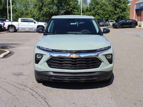 New 2026 Chevrolet TrailBlazer LS w/ LS Convenience Package AWD/4WD image 5