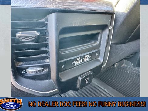 Used 2021 RAM 3500 Laramie image 27