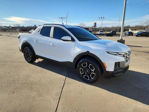 Used 2022 Hyundai Santa Cruz SEL Premium AWD/4WD image 3
