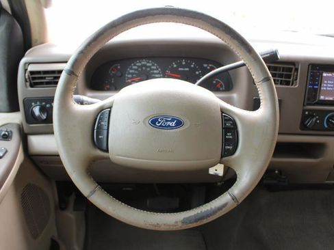 Used 2004 Ford F250 XLT AWD/4WD image 32