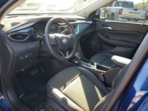 Used 2022 Buick Encore GX Select image 12