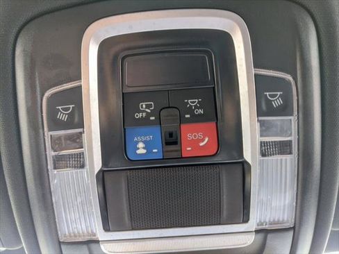 Certified 2024 RAM 1500 Laramie image 57