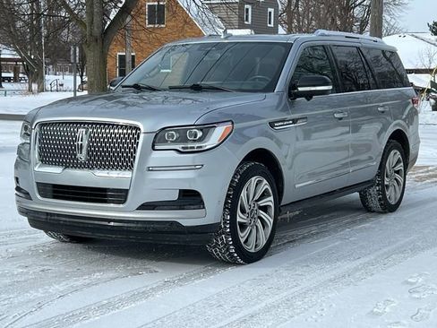 Used 2022 Lincoln Navigator Reserve AWD/4WD image 53