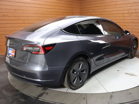 Used 2021 Tesla Model 3 Standard Range Plus RWD image 12