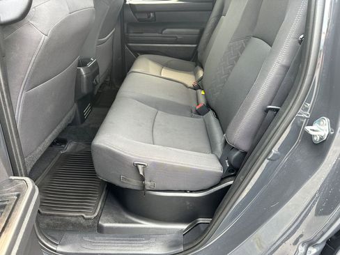 Used 2025 Toyota Tacoma SR image 20