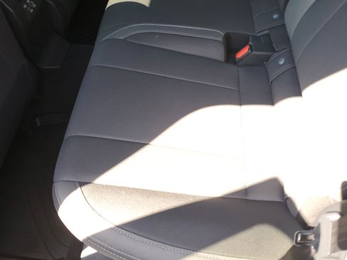 Used 2026 Subaru Crosstrek 2.0i Premium image 11