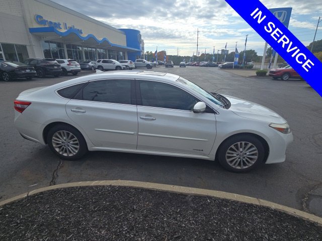 Used 2015 Toyota Avalon Limited FWD image 5
