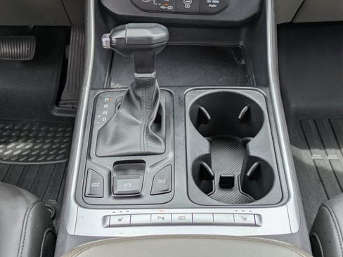 Certified 2025 Kia Carnival FWD image 14