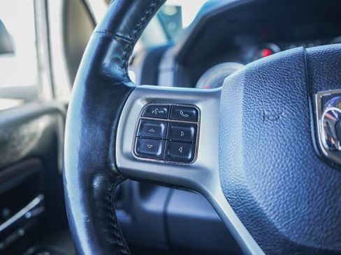 Used 2018 RAM 1500 Laramie image 21