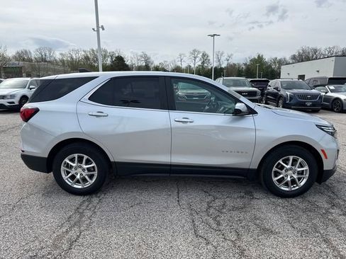 Used 2022 Chevrolet Equinox LT FWD image 8