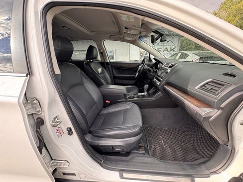 Used 2017 Subaru Outback 2.5i Limited AWD/4WD image 26
