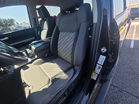 Used 2019 Toyota Tundra SR5 w/ SR5 Upgrade Package AWD/4WD image 5