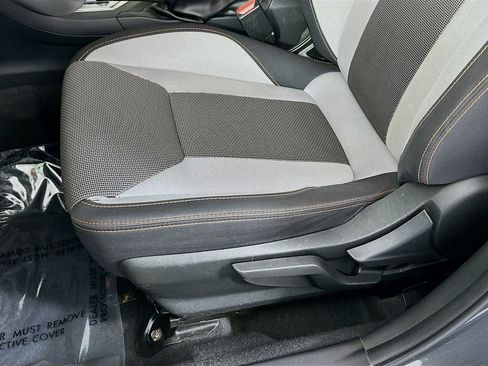 Used 2021 Subaru Crosstrek 2.0i Premium AWD/4WD image 24
