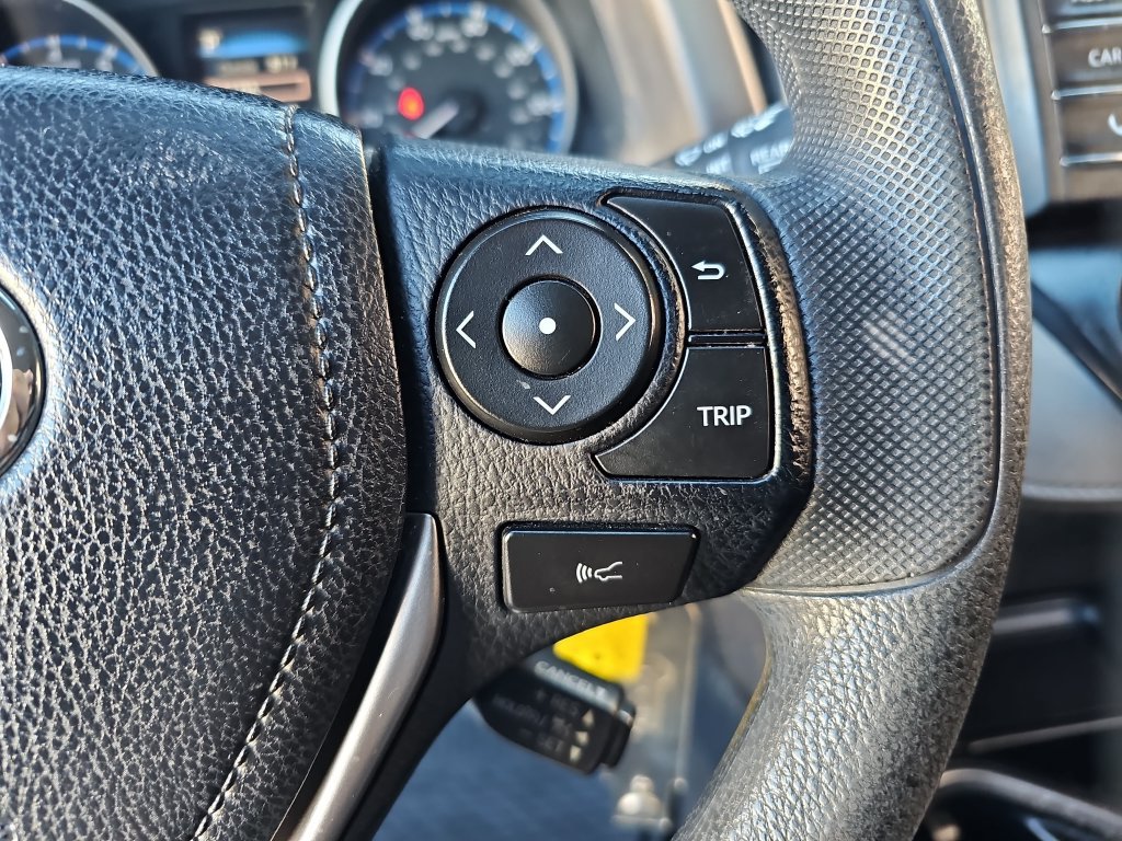 Used 2017 Toyota RAV4 LE w/ Carpet Mat Package AWD/4WD image 12