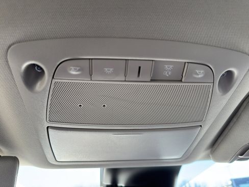 Certified 2024 Nissan Murano SV w/ SV Midnight Edition Package image 23