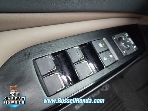 Used 2025 Lexus ES 300h Ultra Luxury FWD image 24
