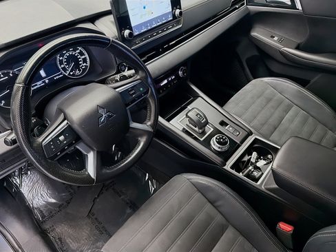 Used 2022 Mitsubishi Outlander SE FWD image 7