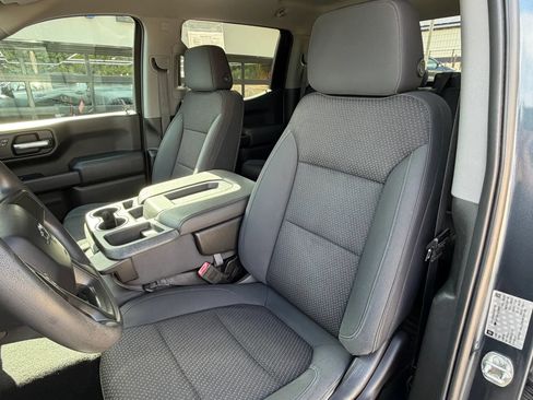 Used 2019 Chevrolet Silverado 1500 Custom Trail Boss w/ Custom Convenience Package AWD/4WD image 16
