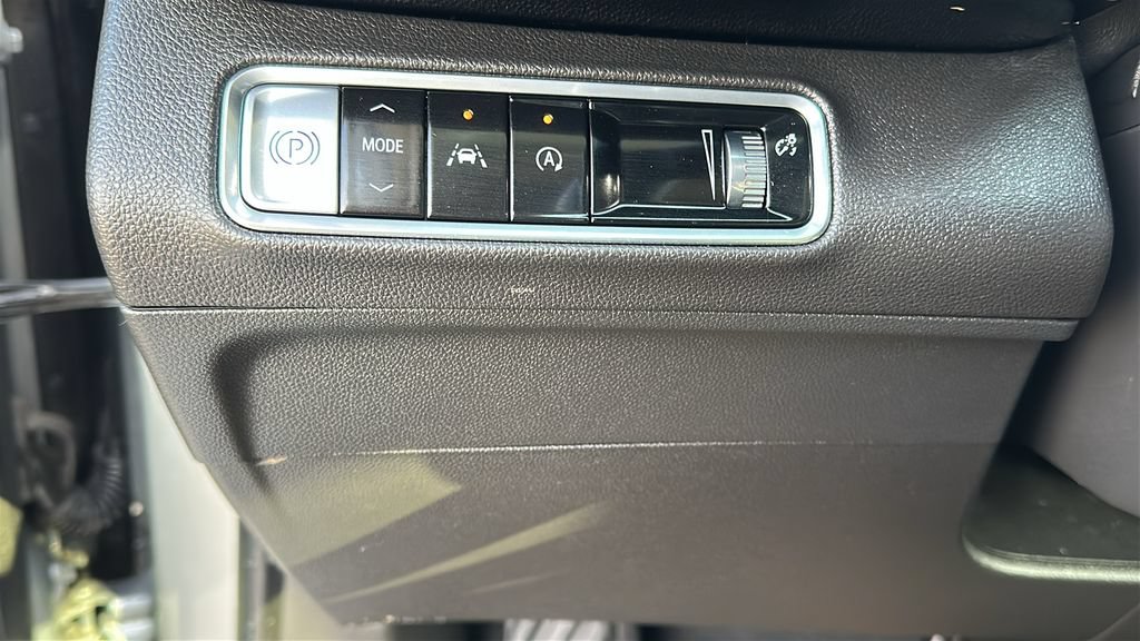 Used 2024 Buick Envision Preferred AWD/4WD image 21