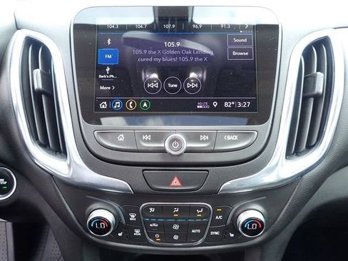Used 2019 Chevrolet Equinox LT w/ Sun & Navigation Package AWD/4WD image 29